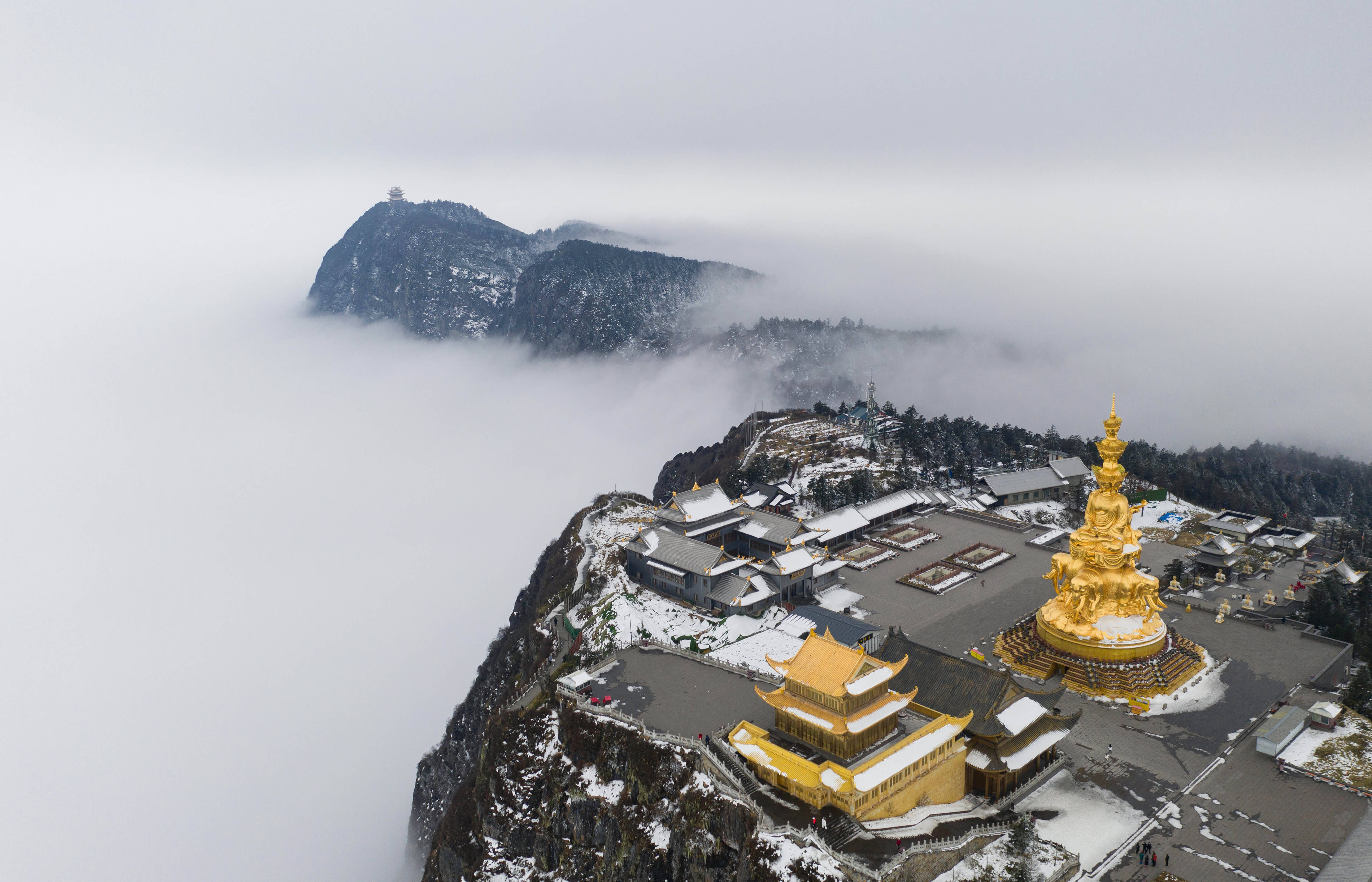 峨眉山冰雪温泉节开幕
